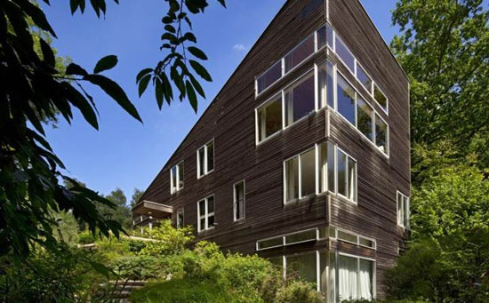1970s Hal Moggridge-designed Youlbury House in Oxford, Oxfordshire