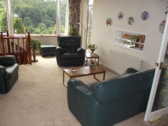 yeo3 David Young-designed four bedroom house in Yeovil, Somerset